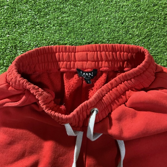 BoohooMan Streetwear Drawstring Red Cotton Shorts - Picture 6 of 9